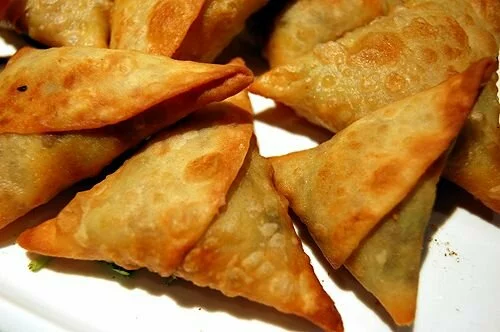ethiopian-food-samosas